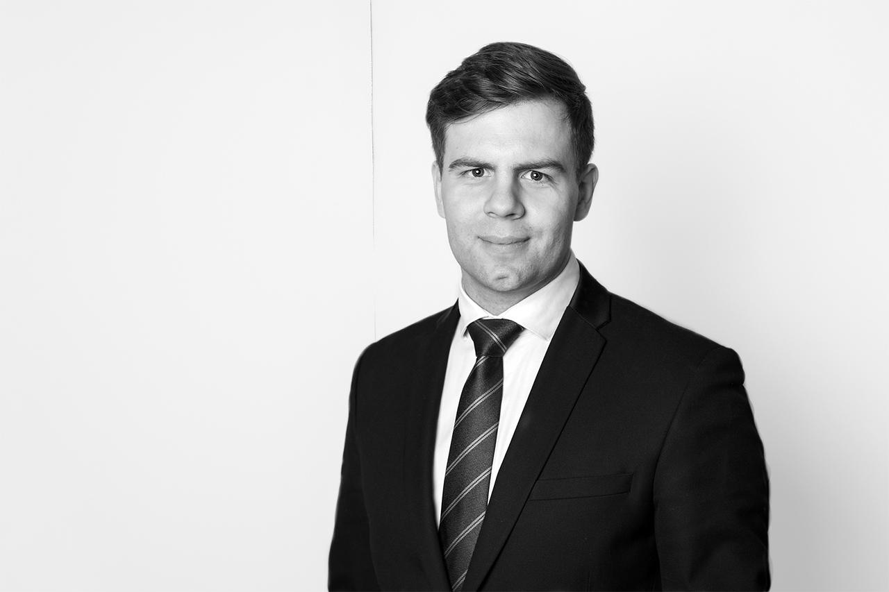 Erik Salur