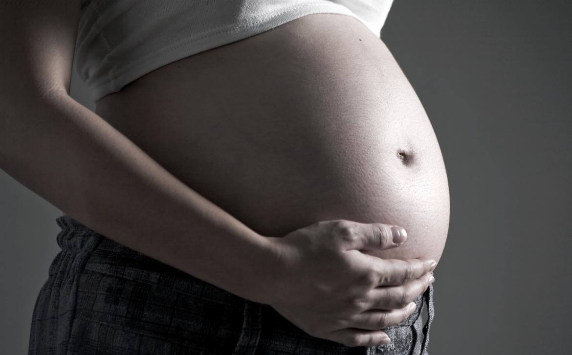 Trods kollegas graviditet var opsigelse af bedst kvalificerede medarbejder usaglig Trods kollegas graviditet var opsigelse af bedst kvalificerede medarbejder usaglig